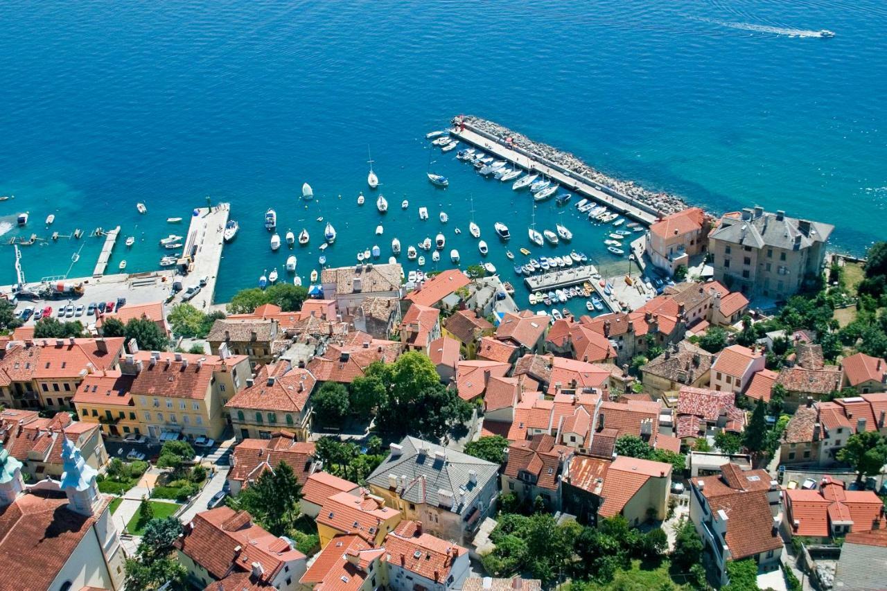 Apartments Anita Near Opatija With Private Parking Matulji Εξωτερικό φωτογραφία